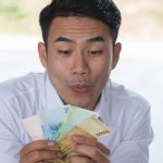 Gaji Tidak Cukup? Begini Cara Mengelola dengan Bijak